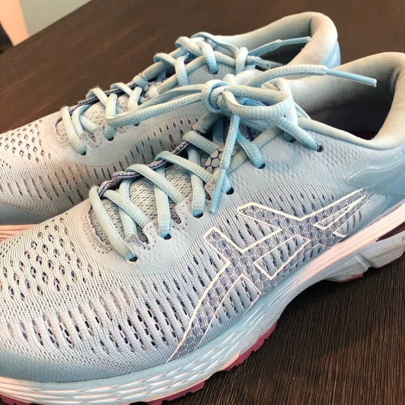 ASICS Gel Kayano 25 - Picture 4 of 11